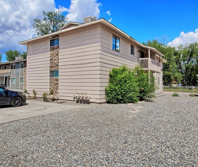 Building Photo - 464-32 1/8 32 1/8 Rd