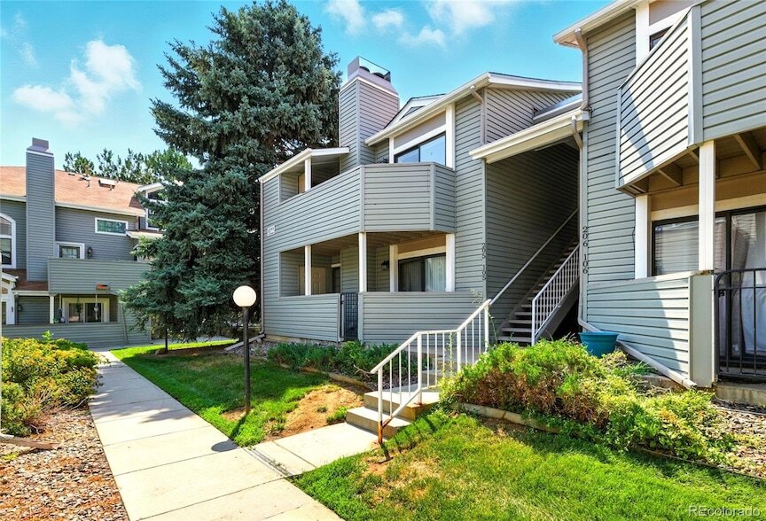 Photo - 922 S Walden St