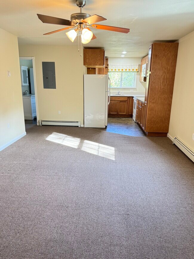 Foto del edificio - 2681 Mockler Ave