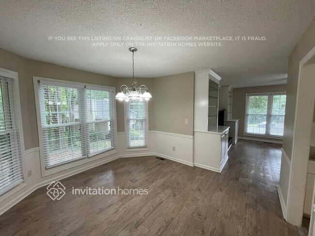 Building Photo - 2300 Springs Ct