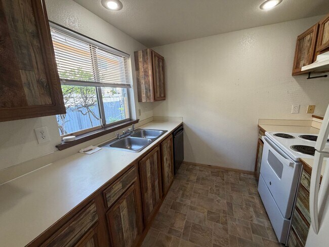 Foto del edificio - 21713 80th Ave W