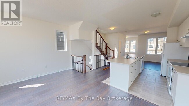Building Photo - 103 Surf Dr