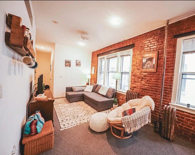 Foto del edificio - 1872 Commonwealth Ave