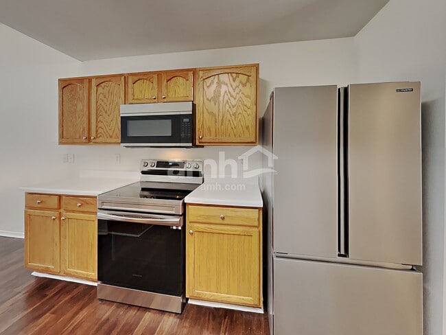 Building Photo - 8117 Rosberg Ln