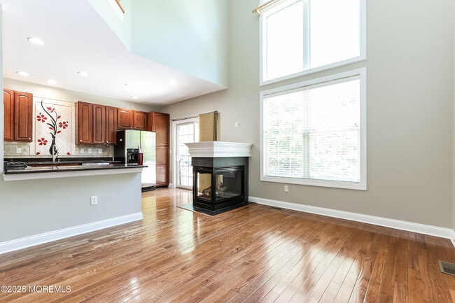 Building Photo - 18 Deepwater Cir