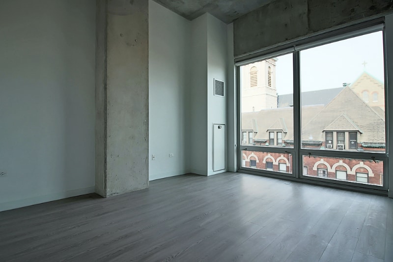 Photo - 712 N Morgan St (Chicago, IL)