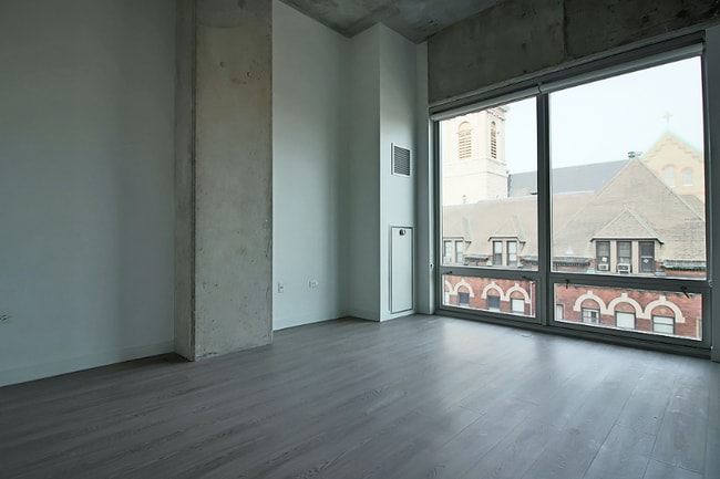 Photo - 712 N Morgan St (Chicago, IL) Apartment