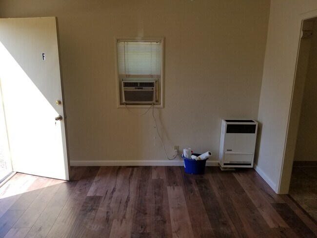 Foto del edificio - 2881 Pennington Rd