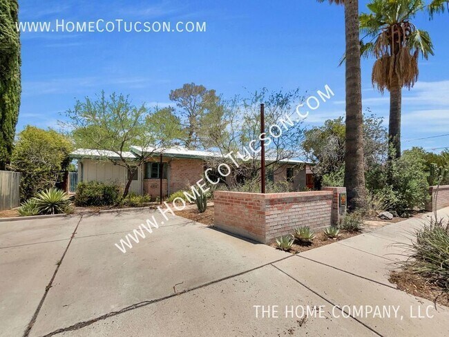 Foto del edificio - 2220 N Norton Ave