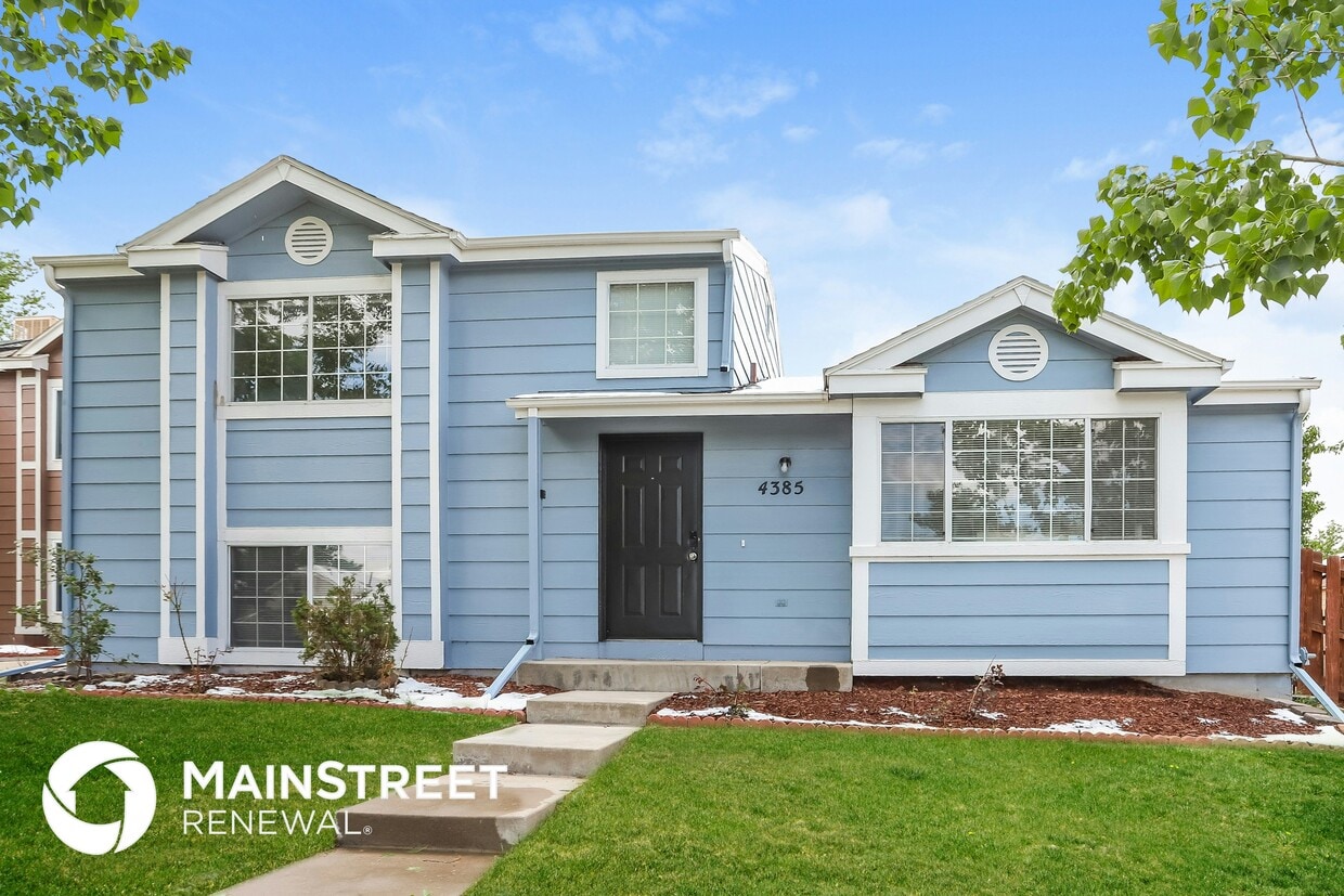 Primary Photo - 4385 Malta St