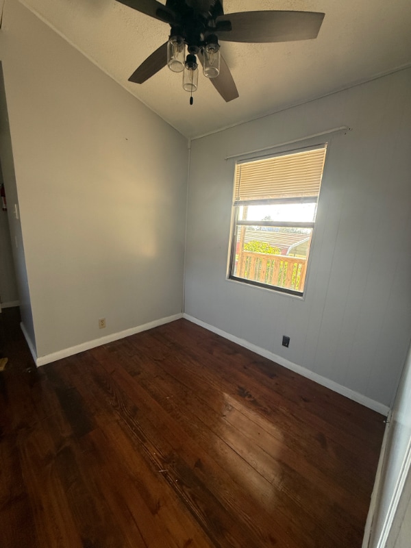 Building Photo - 164 Rustic Ln