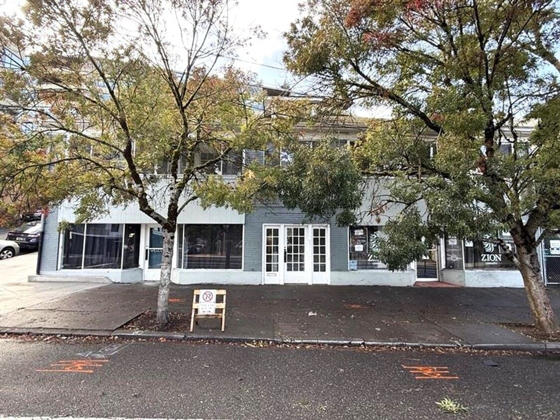 Photo - 2333 SW 6th Avenue #B ~ Charming Unit near PSU & OHSU