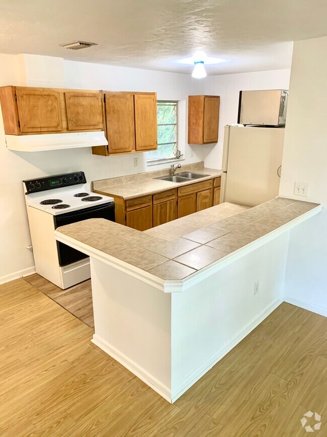 Building Photo - 1270 Whitewood Dr