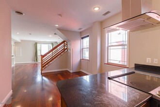 Building Photo - 3573 Warder St NW