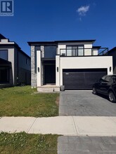 Building Photo - 2066 Saddlerock Ave