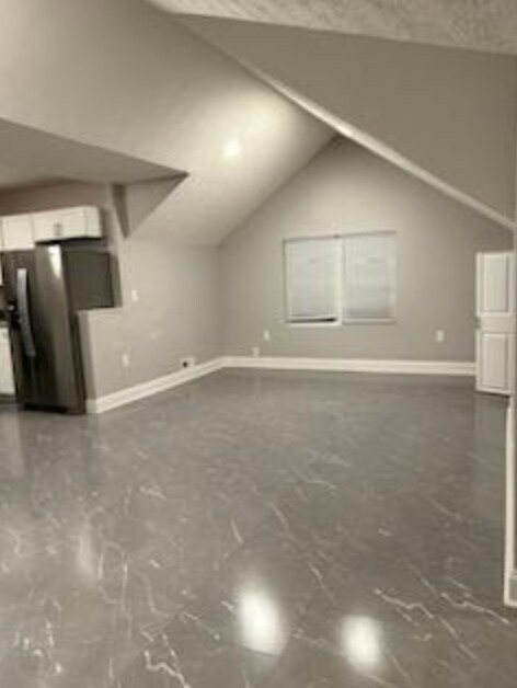 Sala de estar - 1101 W 31st St