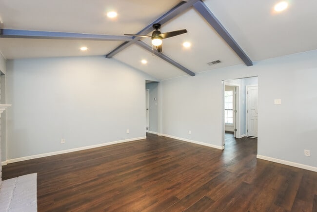 Foto del edificio - 510 Ridgegate Dr