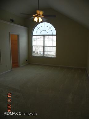 Building Photo - 717 Williams Ave