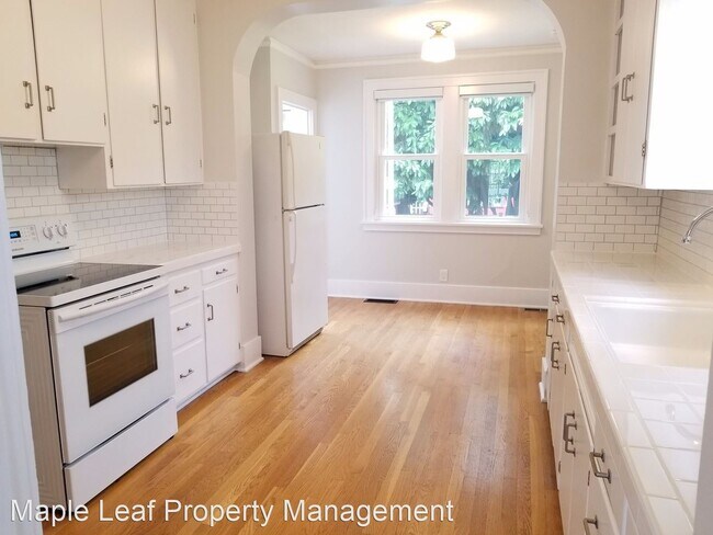 Foto del edificio - 2 br, 2 bath House - 4747 Thackeray Pl NE