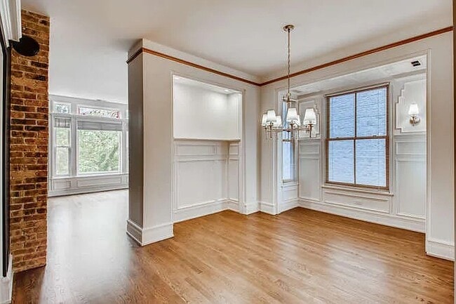 Foto del edificio - 1429 W Roscoe St