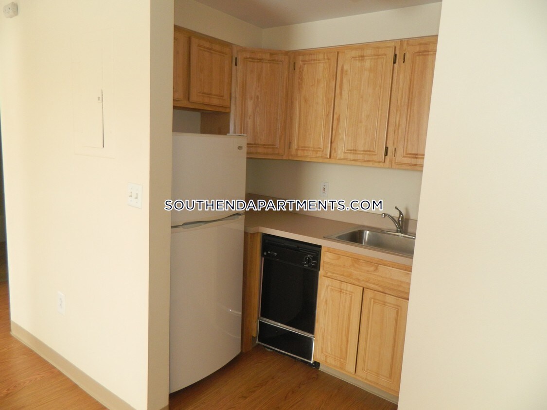Primary Photo - 134 Northampton St