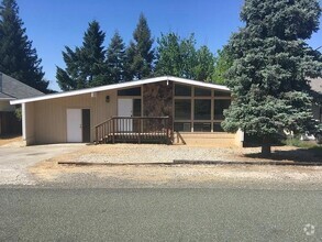 Building Photo - 9460 Pawnee Trail