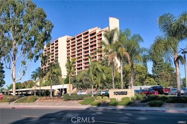 Primary Photo - 24055 Paseo Del Lago