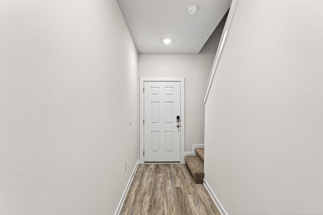 Building Photo - 41 S Main Deck Dr