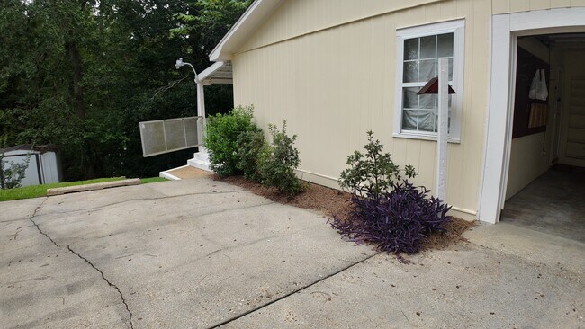 Building Photo - 3305 54th Pl