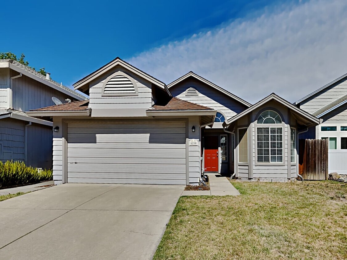 Foto principal - 8250 Lonely Hill Way