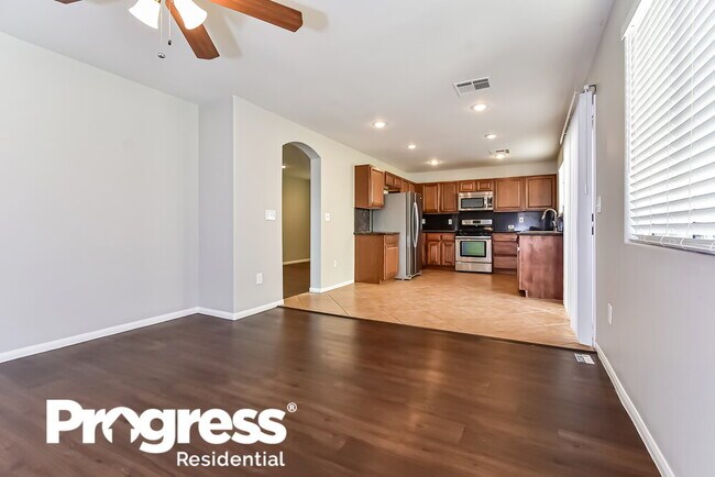 Foto del edificio - 9468 Grandview Spring Ave