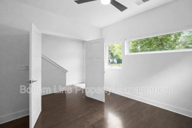 Foto del edificio - 118 W Poindexter Dr