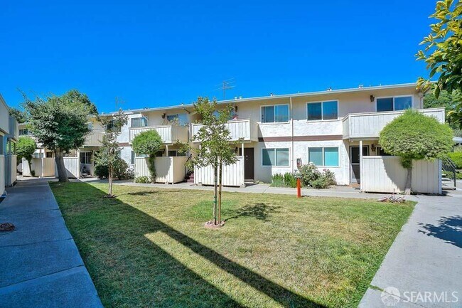 Foto del edificio - 46728 Crawford St
