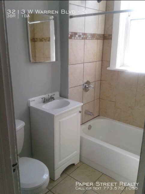 Building Photo - 3213 W Warren Blvd