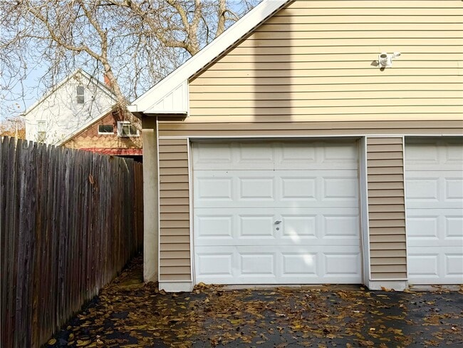 Foto del edificio - 211 Magnolia Ave