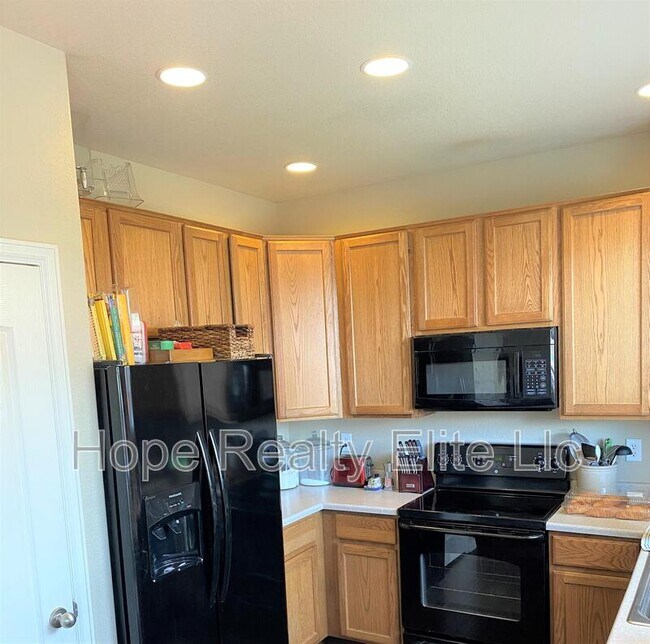 Foto del edificio - 7842 Kettle Drum St