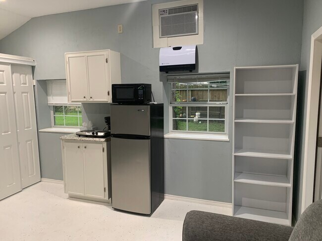 Foto del edificio - 22802 Whispering Willow Dr