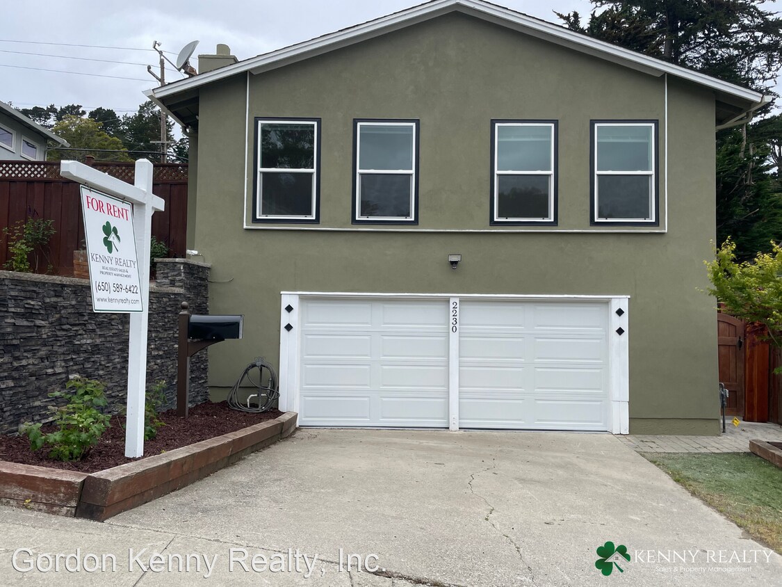 Primary Photo - 3 br, 2 bath House - 2230 Fleetwood Drive