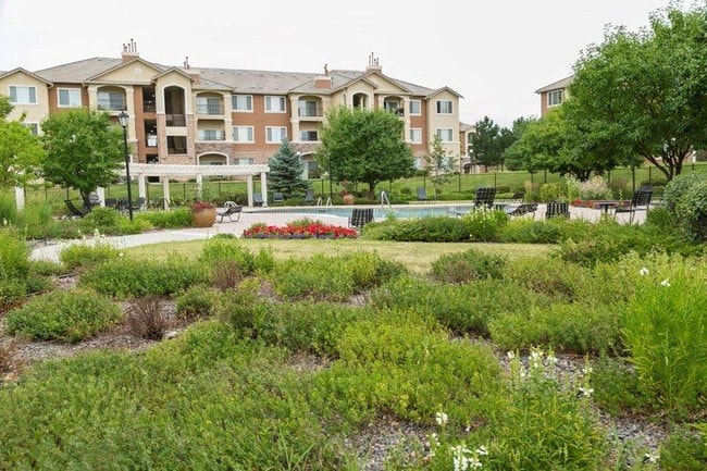 Building Photo - Stonegate Apartments