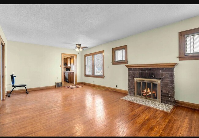 Foto del edificio - 2 Bedroom 1 Bathroom House