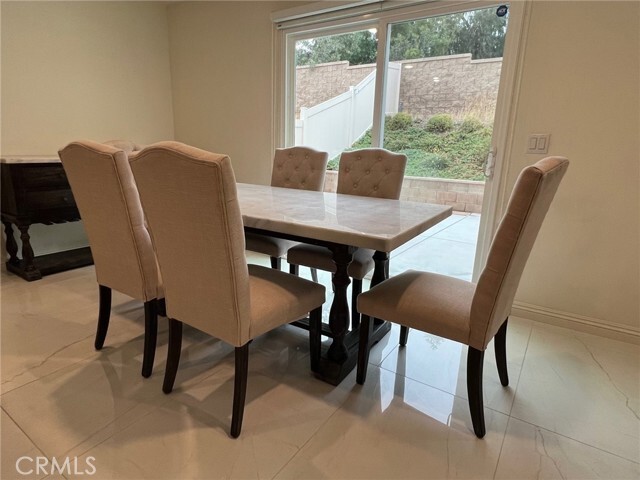 Foto del edificio - 10380 Meadow Lark Ave