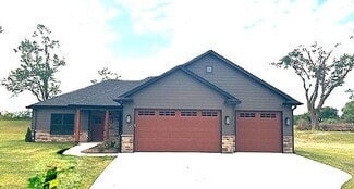 Building Photo - 1328 Kiowa Ct