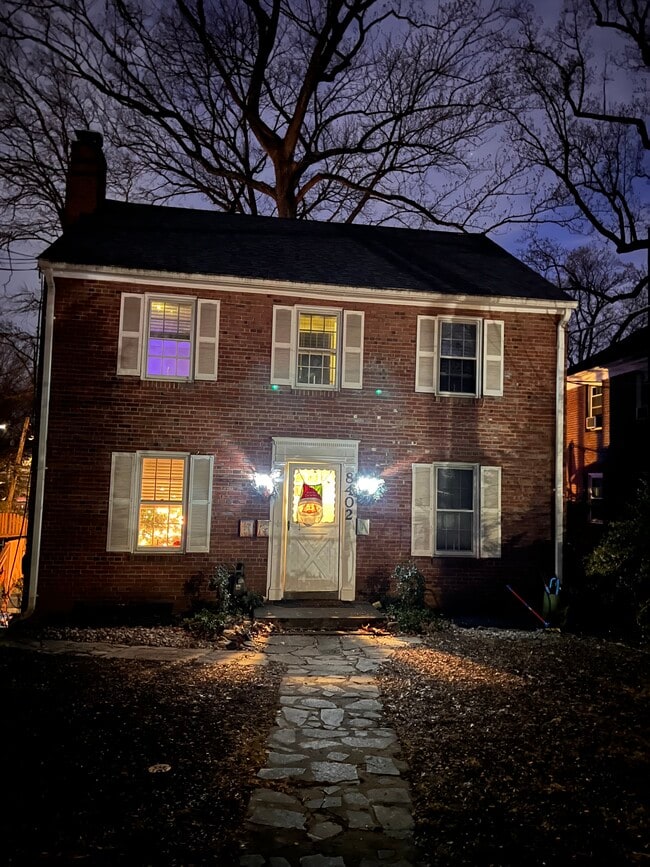 Building Photo - 8402 Flower Ave