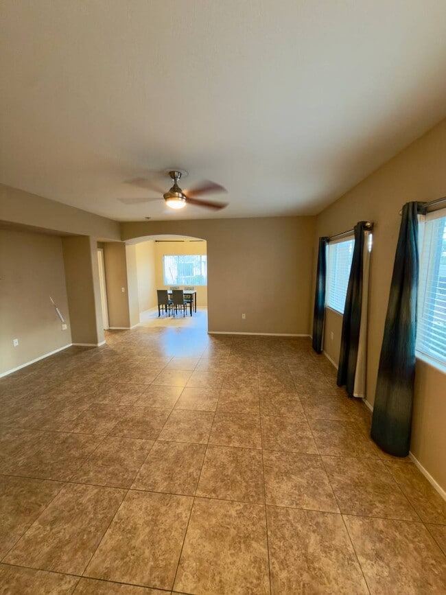 Building Photo - 2152 Jasper Bluff St