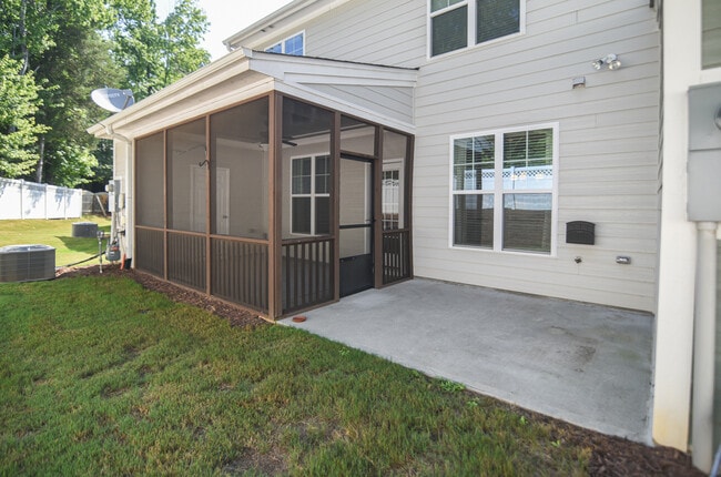 Building Photo - 1843 Grandmaster Way