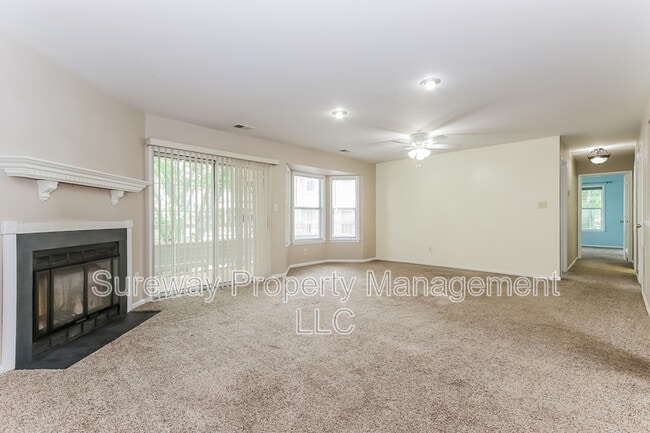 Building Photo - 108 Lowell Ct
