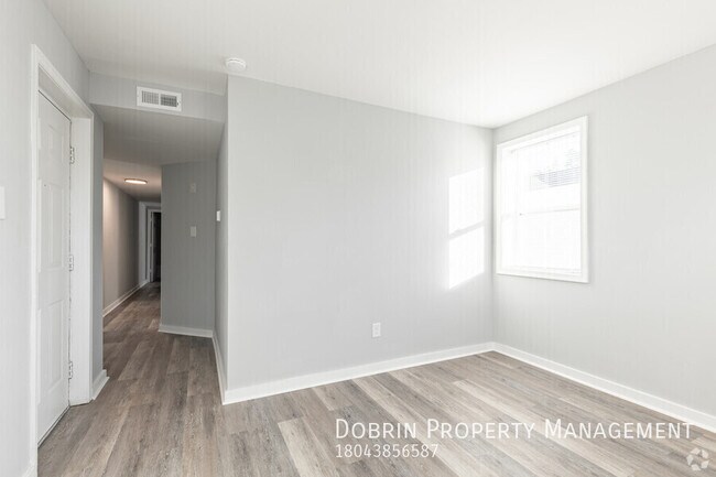 Building Photo - 1606 Fendall Ave