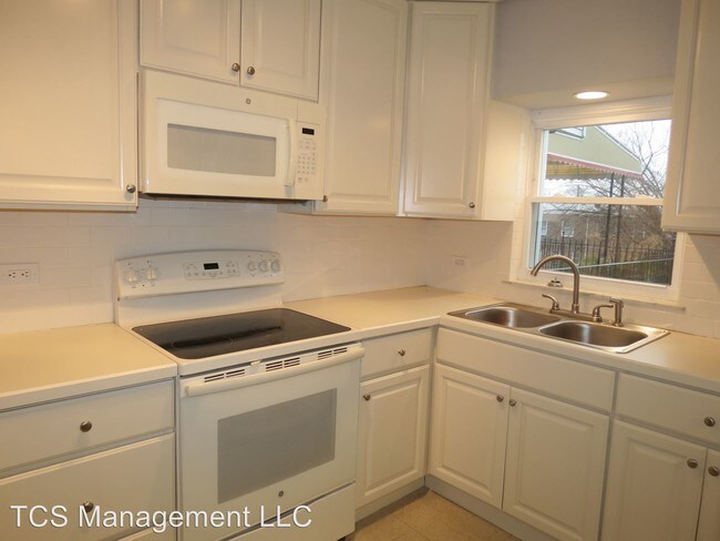Foto del edificio - 6476 Morris Park Rd