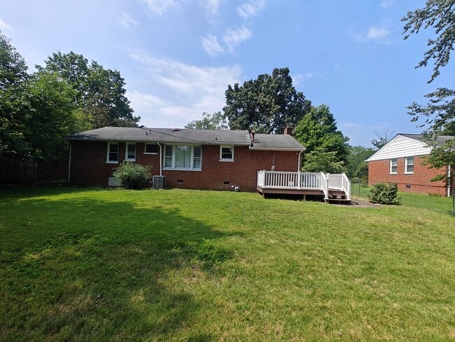 Building Photo - 9510 Overhill Rd