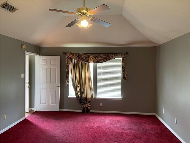Foto del edificio - 2922 Russett Pl W